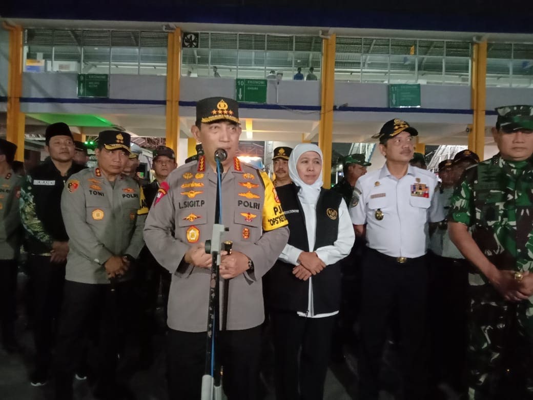 Terminal Purabaya Sidoarjo.