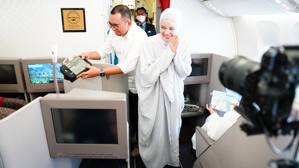 Kolaborasi Apik Paragon dan Garuda Indonesia, Manjakan Jamaah Umrah dengan Perawatan Kulit Eksklusif 2 Paragon kolaborasi Garuda Indonesia.