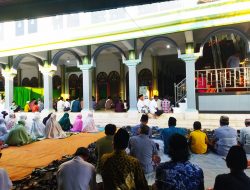 Jelang Salat Id, Masjid Al Mubarok Mojokerto Rutin Doakan Ahli Kubur