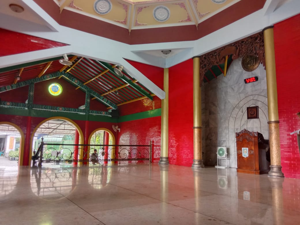 Pesan Tersirat dari Gaya Arsitektur Masjid Muhammad Cheng Hoo Indonesia di Surabaya 2 masjid muhammad cheng hoo tugu jatim