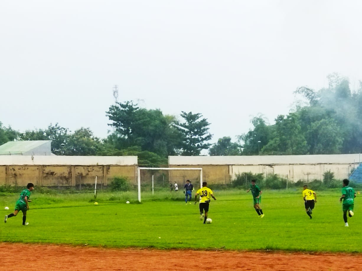 sepak bola mojokerto tugu jatim