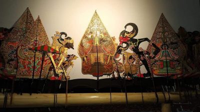 wayang kulit tugu jatim