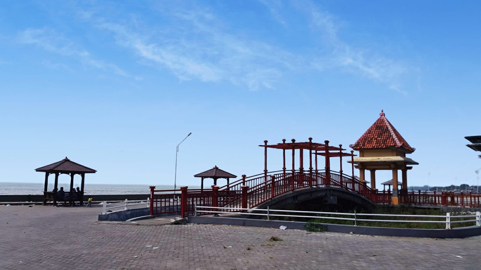 pantai boom tuban tugu jatim