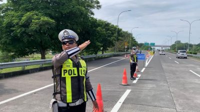 tol pandaan tugu jatim