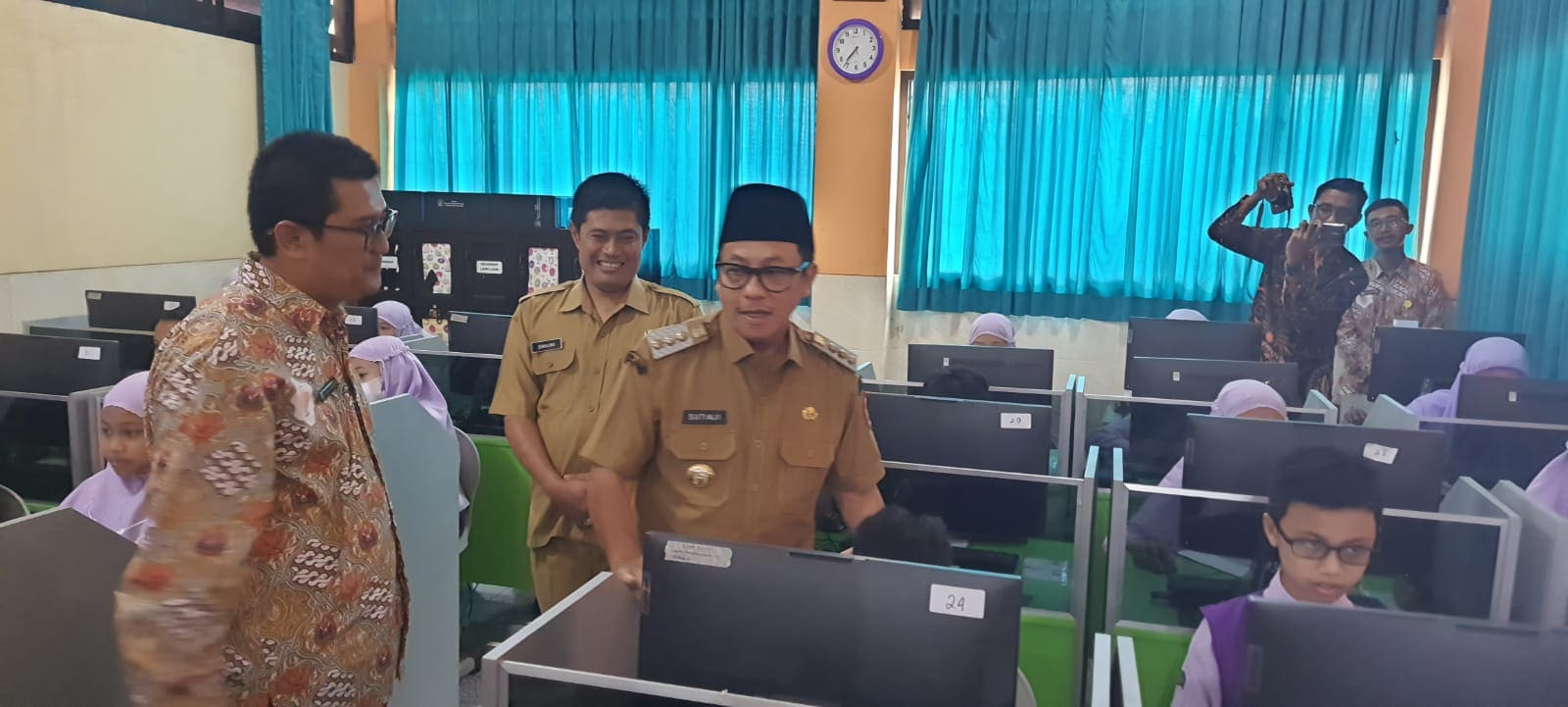 Ujian kelulusan dasar.
