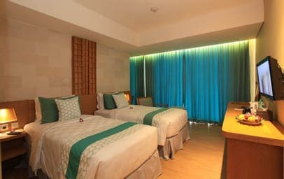 Tarif Bedrock Hotel Kuta Bali.
