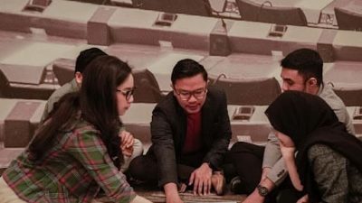 Belajar Etika, 3 Komunitas Kepemudaan Ikut Personality and Table Manner Training di Jakarta