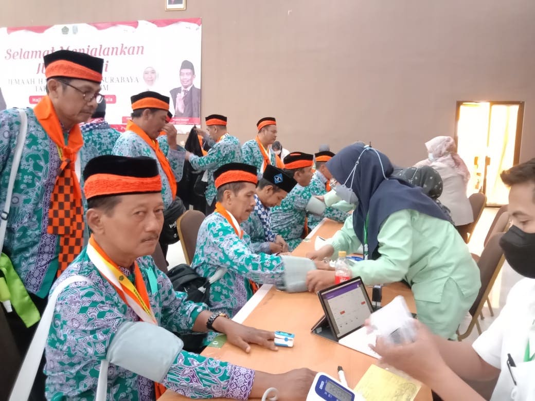 Embarkasi Surabaya.