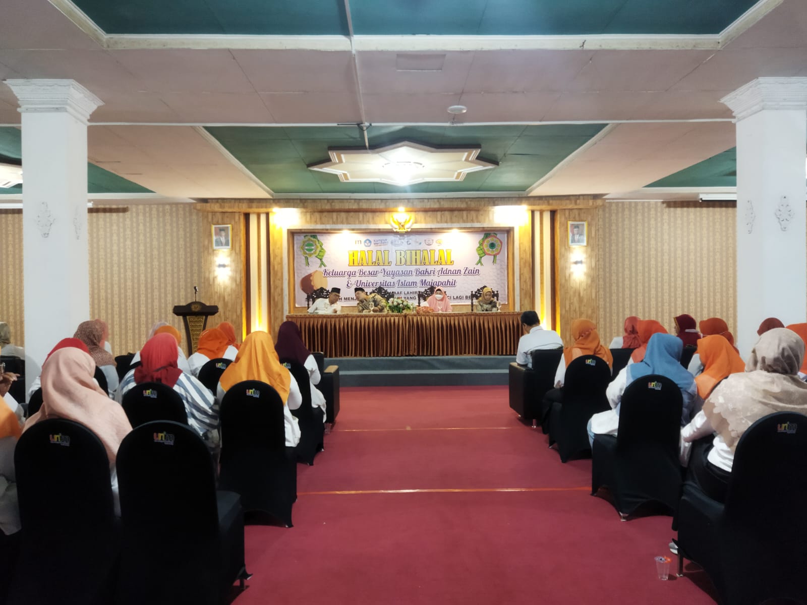 unim mojokerto tugu jatim
