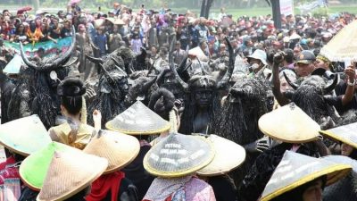 Mengenal Upacara Adat Kebo-keboan Suku Osing di Banyuwangi