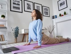 5 Manfaat Yoga bagi Kesehatan dan Kesejahteraan