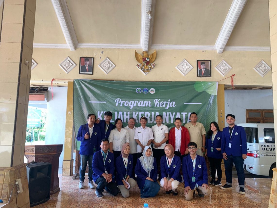 Mahasiswa KKN UM.