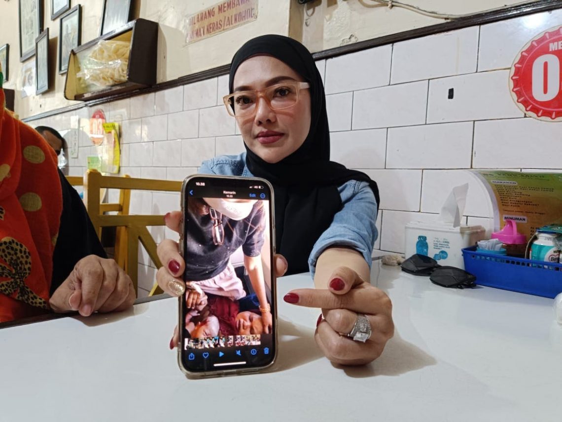 Detik-Detik Aksi Heroik Seorang MUA asal Malang Bantu Penumpang Lahiran di Pesawat 1 MUA asal Malang.
