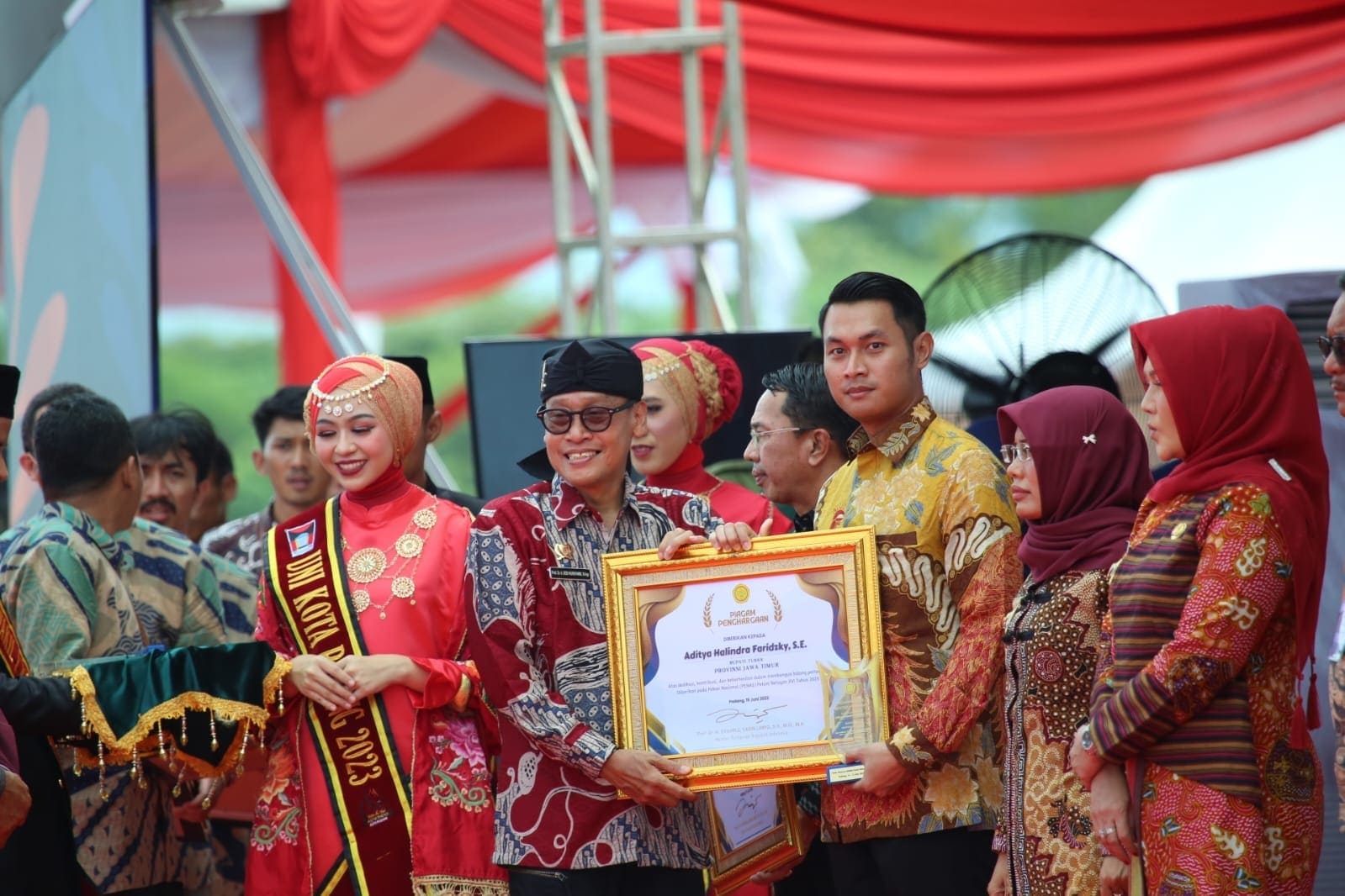 Bupati Tuban.