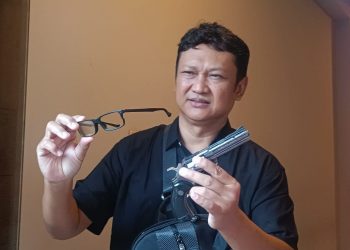 Pengamat kepolisian.