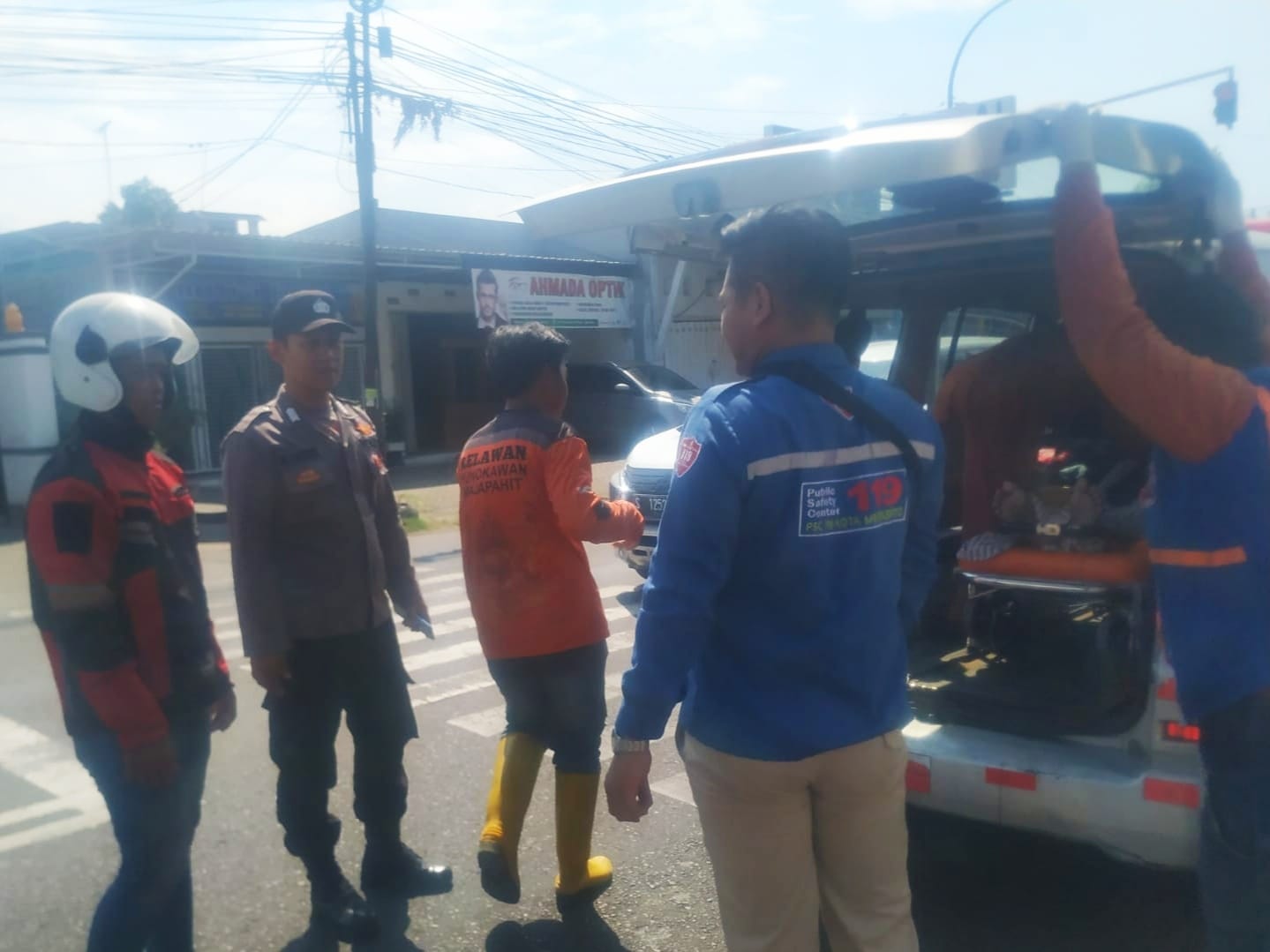 tambal ban tugu jatim