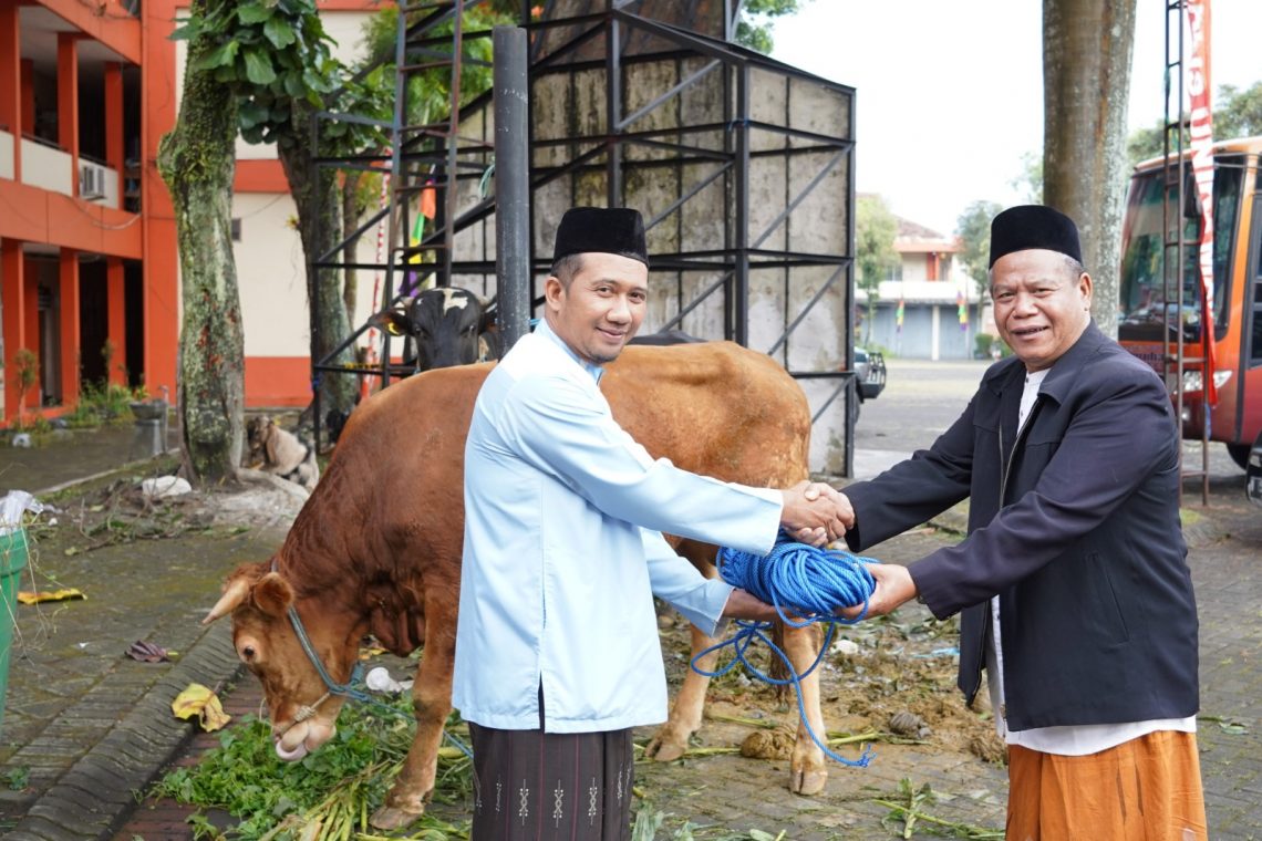 unikama tugu jatim