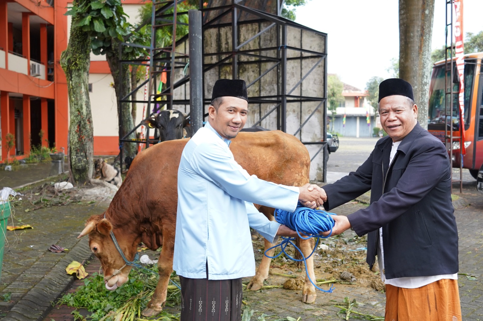 unikama tugu jatim