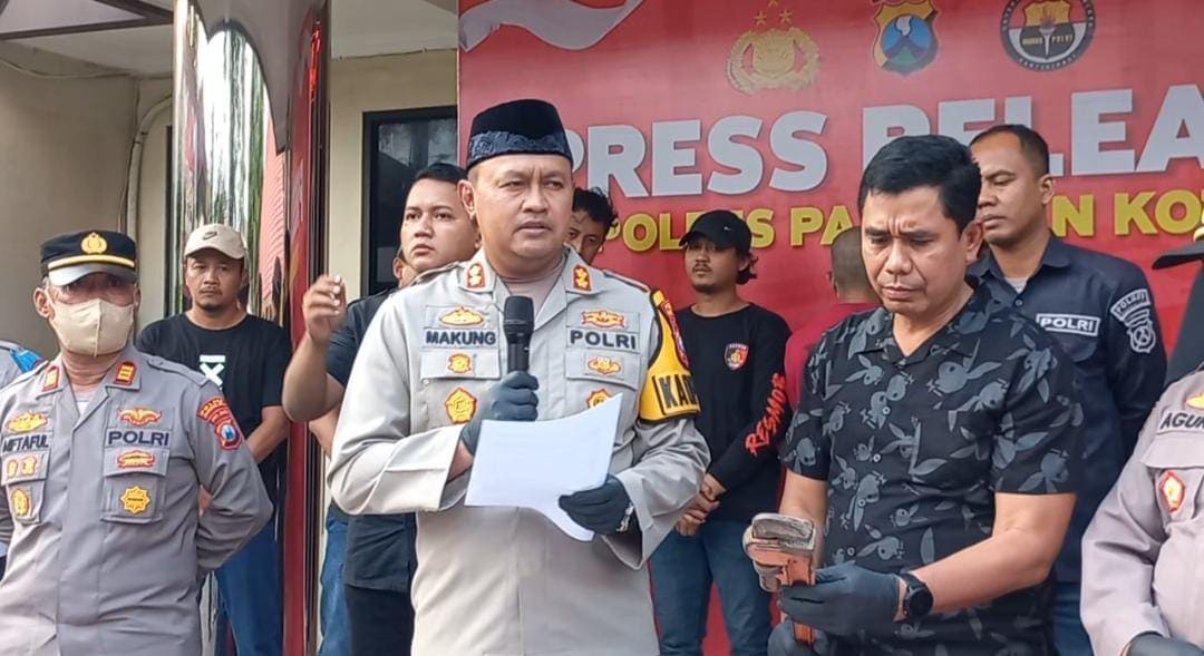 Mayat terbungkus karung di Pasuruan.