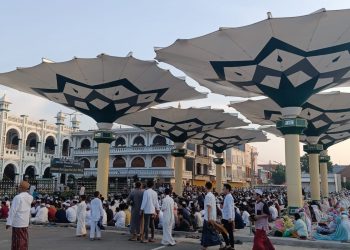 Payung madinah.