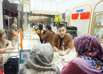 Toko Emas Wahyu Redjo.