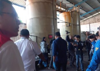 Penimbunan BBM.
