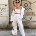 5 Inspirasi Mix and Match OOTD Crop Top, Bikin Kamu Lebih Terlihat Ramping dan Kece Parah 8 OOTD crop top.