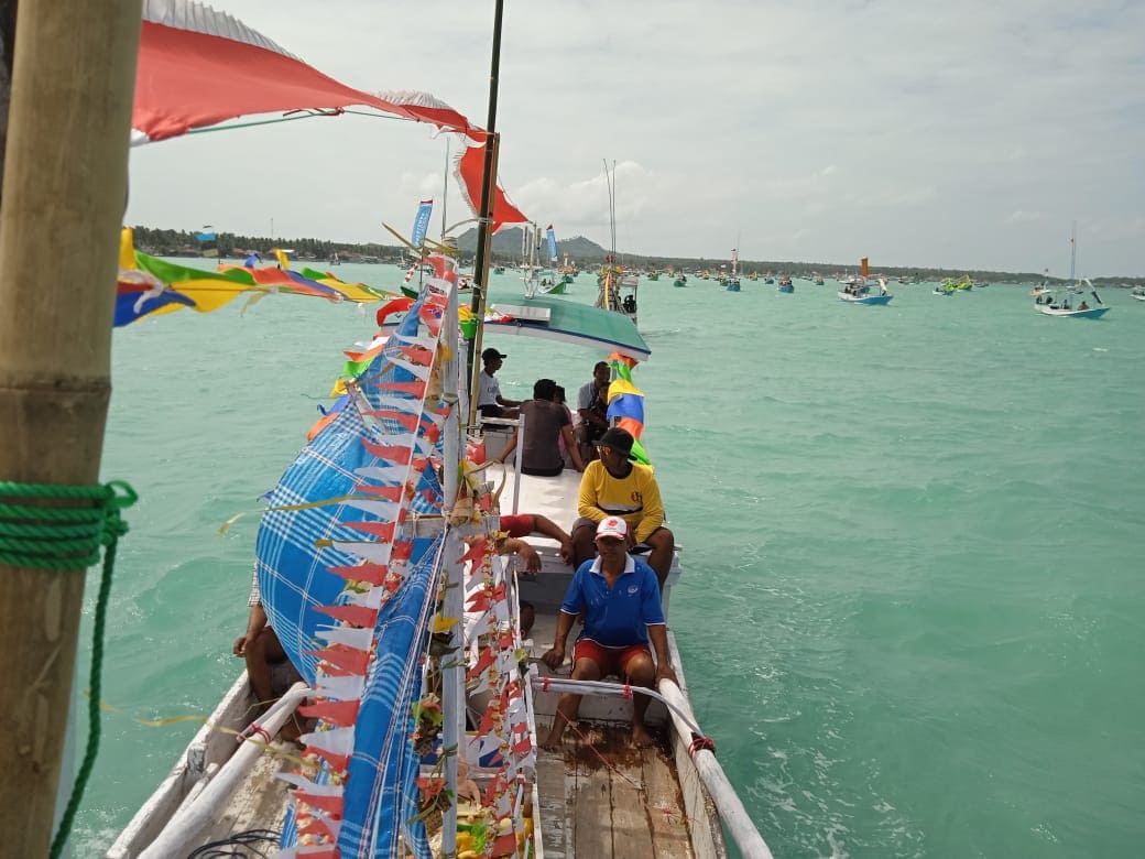 Petik laut warga Masalembu.