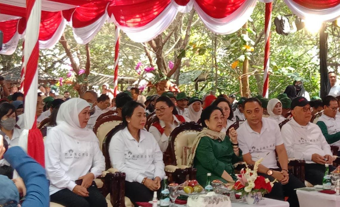 Megawati Soekarnoputri Tegas Tak Mau Cawe-Cawe Langkah Politik Khofifah: Ya, Karepmu! 1 Megawati Soekarnoputri.