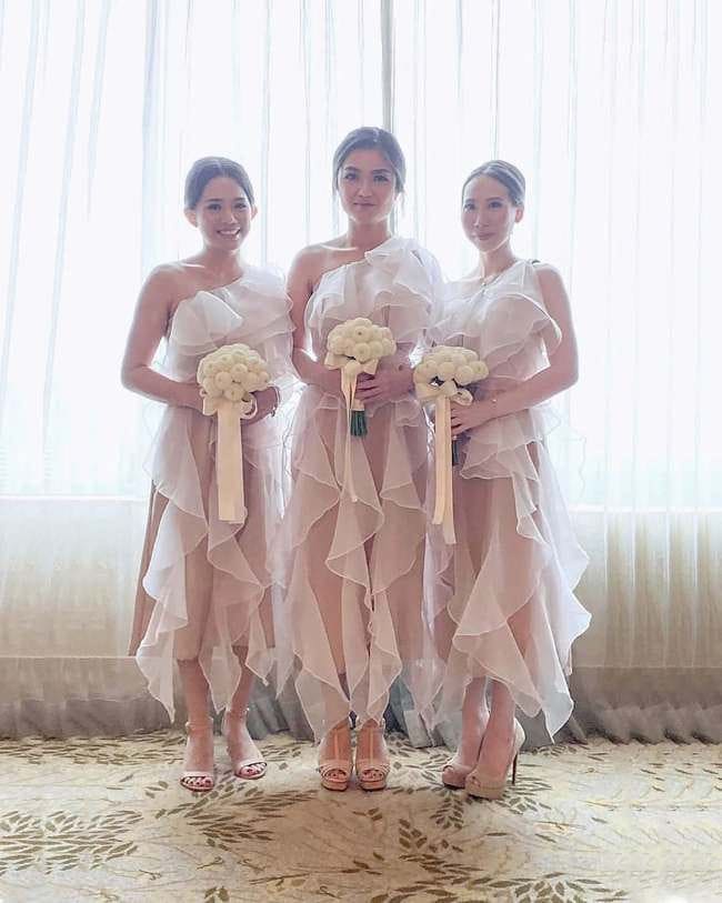 Rekomendasi Tampil Elegan dengan Dres Terbaru 2023, Cocok untuk Kondangan bareng Pasangan 1 Dres terbaru.
