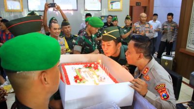 TNI di Tuban.