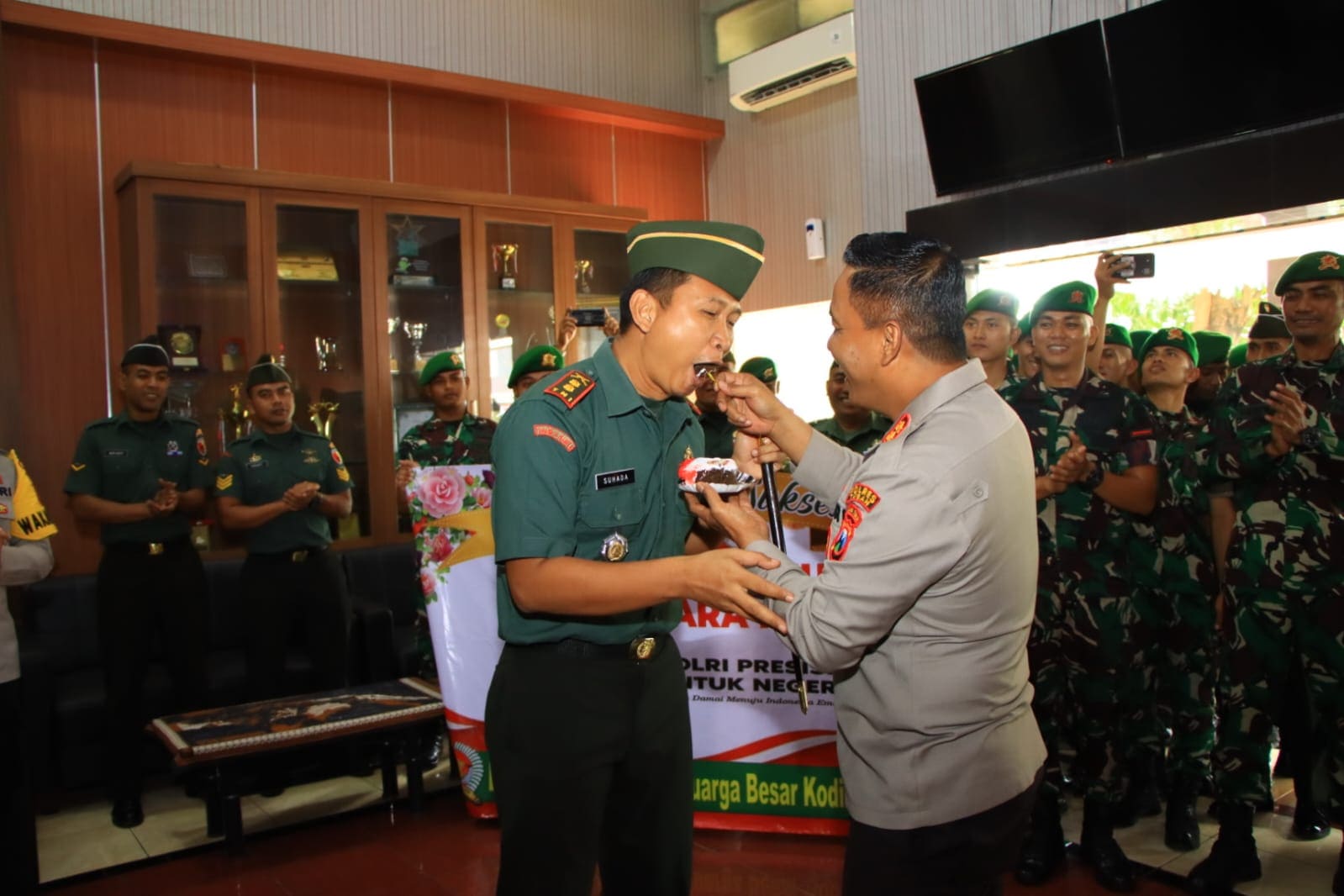 TNI Tuban rayakan HUT Bhayangkara.