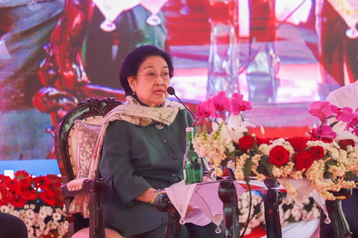 Megawati Soekarnoputri.