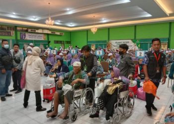 Debarkasi Surabaya.