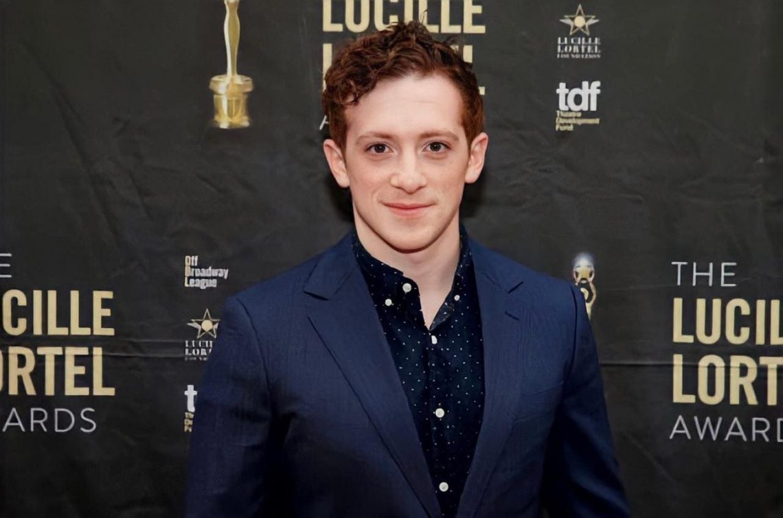 Profil Ethan Slater, Pria yang Dikabarkan Kencani Ariana Grande usai Cerai 1 Ariana Grande.
