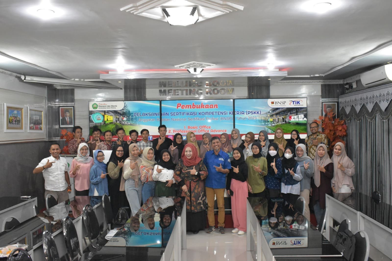 Tingkatkan SDM Lulusan, FEB Unisma dan LSP TIK Uji Sertifikasi Kompetensi TIK Mahasiswa 3 Pelatihan FEB Unisma.