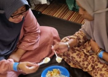 jemaah haji tugu jatim