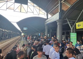 libur panjang tugu jatim