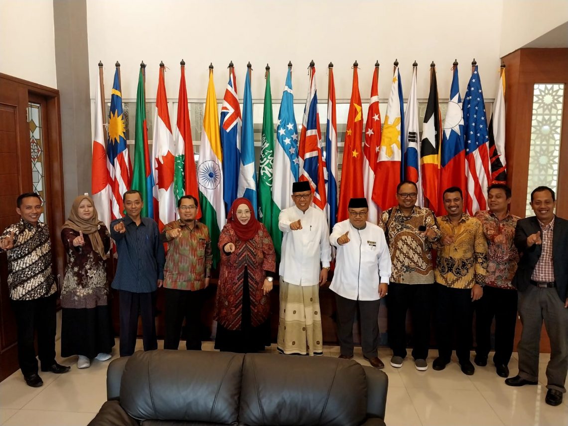 Prodi Akuntansi dan Manajemen FEB Unisma Dapat Akreditasi Internasional dari FIBAA Jerman 1 feb unisma tugu jatim