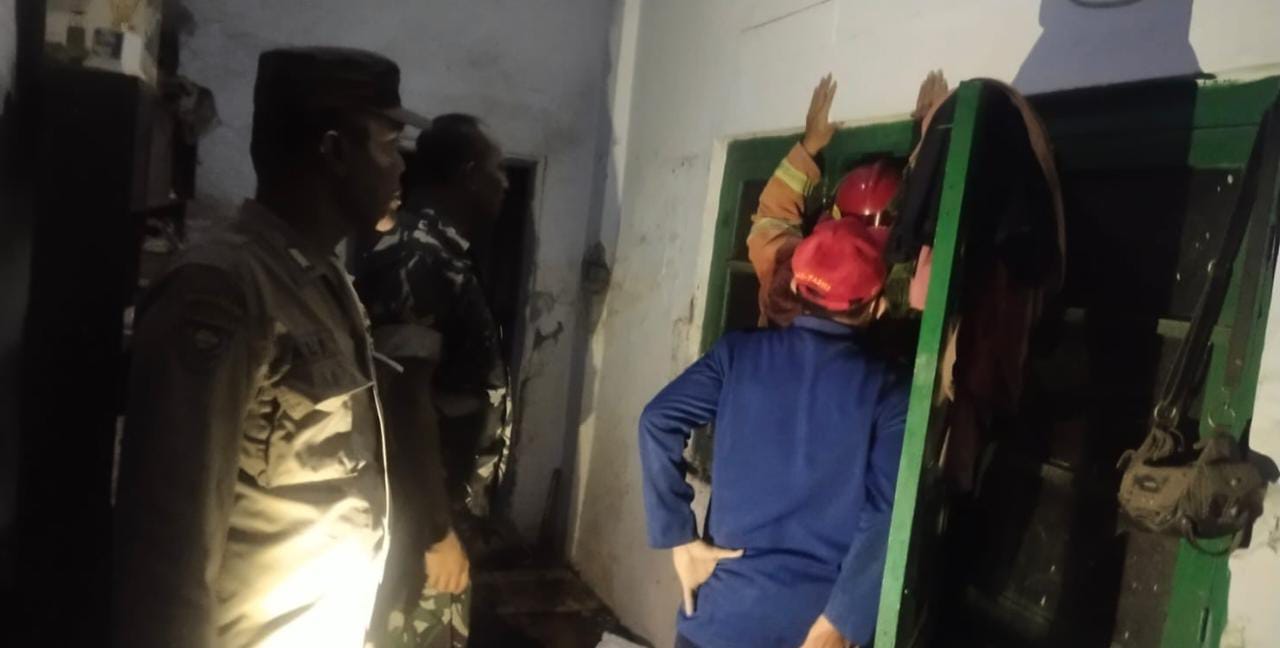 Rumah di Pasuruan Terbakar Saat Pemilik Tertidur Lelap 2 pasuruan tugu jatim
