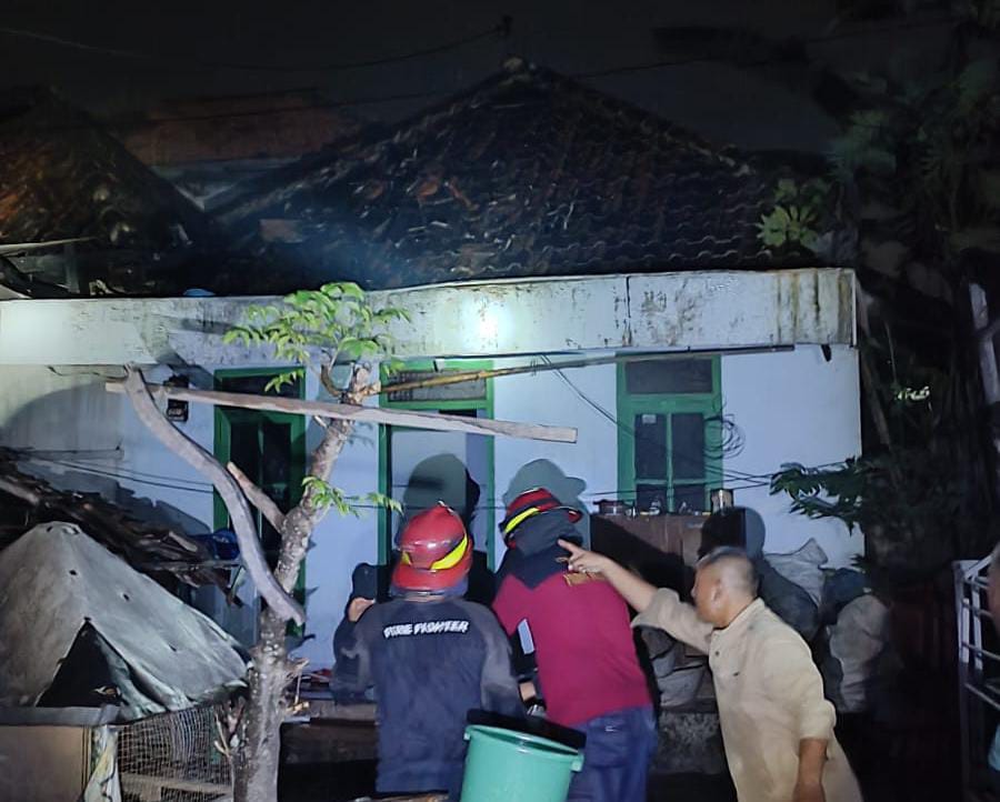 Rumah di Pasuruan Terbakar Saat Pemilik Tertidur Lelap 1 pasuruan tugu jatim