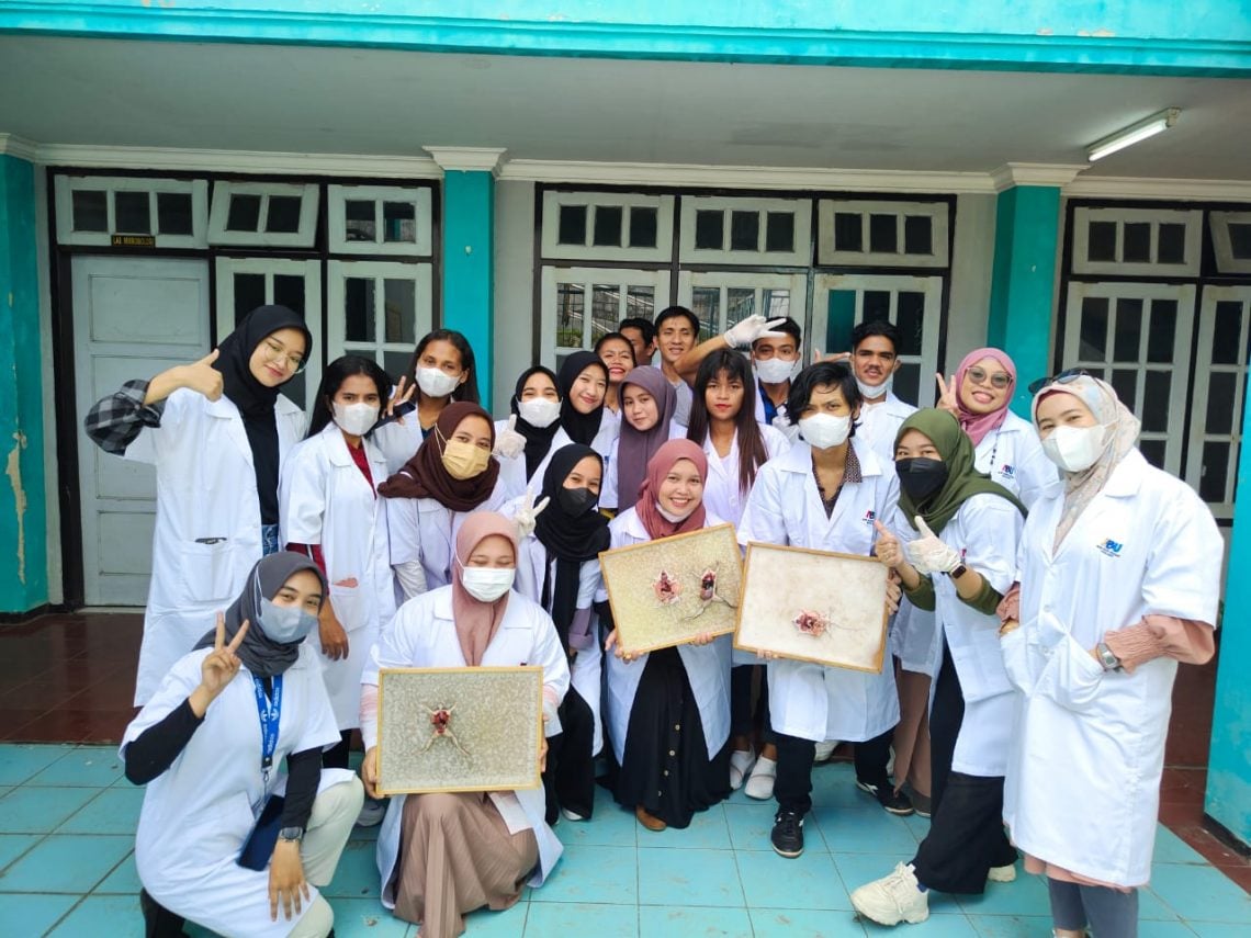 IKIP Budi Utomo tugu jatim