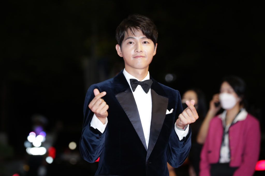 Perjalanan Hidup Bintang Drama Korea, Song Joong-ki 1 song joong-ki tugu jatim
