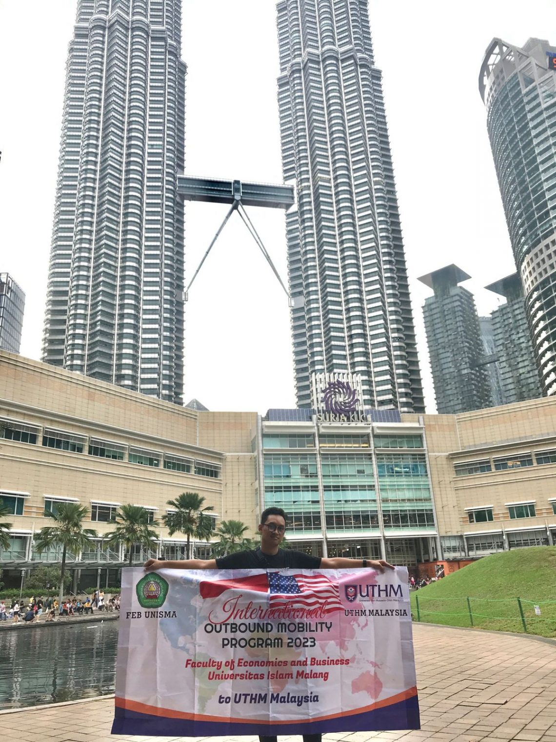 Mahasiswa FEB Unisma, Ananda Rafi Ikut Program Student Exchange ke Malaysia 1 Ananda Rafi di Malaysia. Foto: dok FEB Unisma