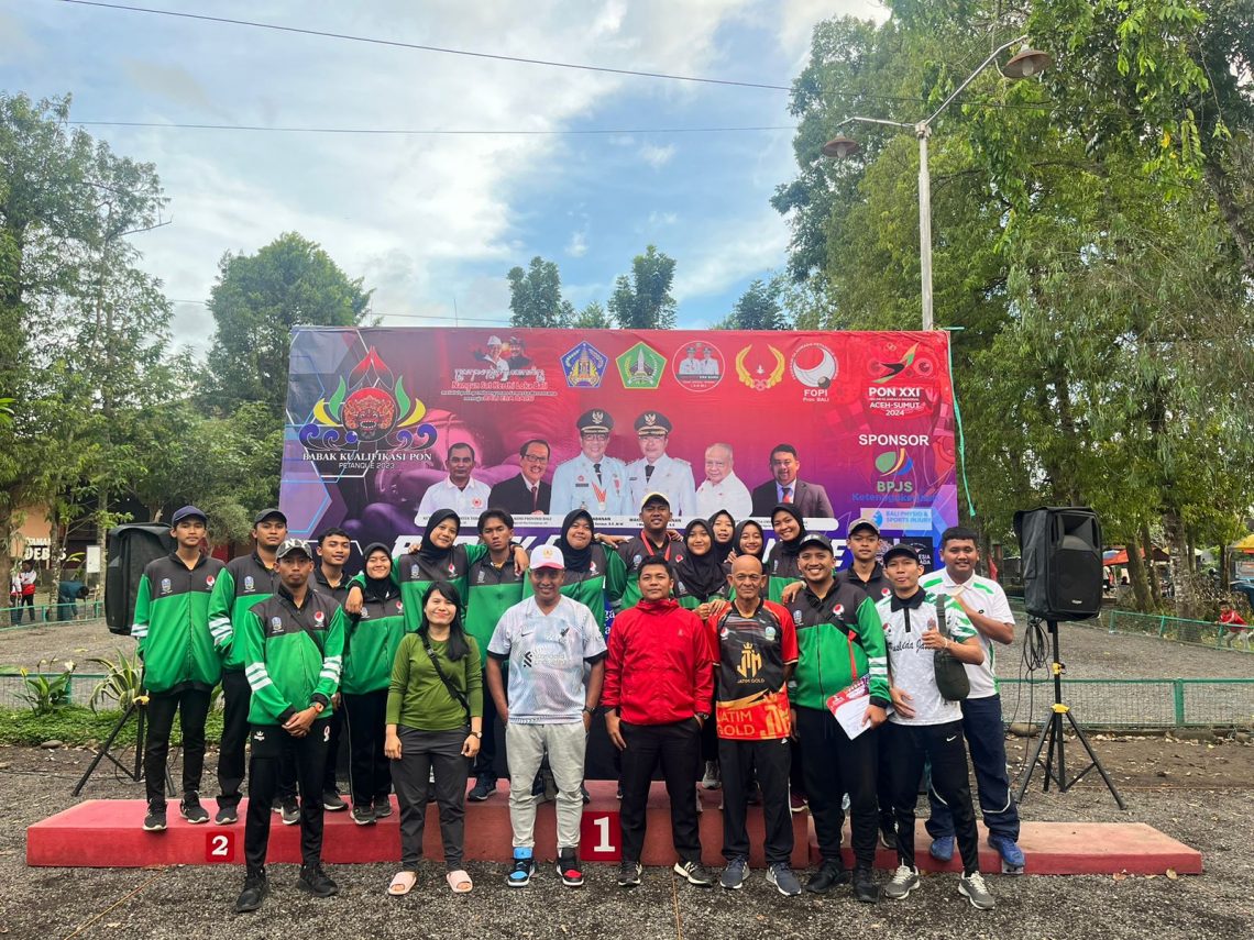 universitas negeri surabaya tugu jatim