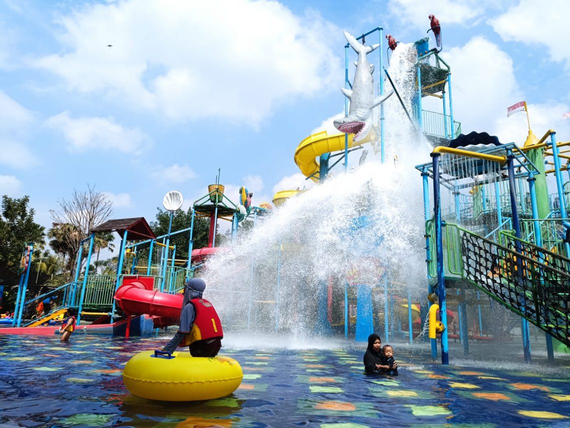 hawai waterpark tugu jatim