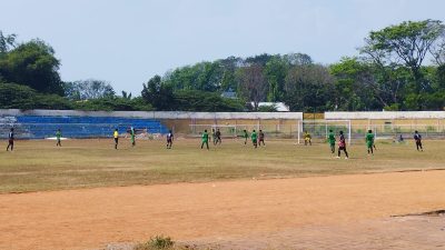 sepak bola tugu jatim