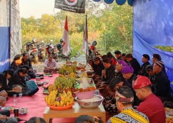 Kerap Didiskriminasi, Kelompok Penghayat di Surabaya Minta Pemerintah Setarakan Semua Kepercayaan 1 Kerap Didiskriminasi, Kelompok Penghayat di Surabaya Minta Pemerintah Setarakan Semua Kepercayaan
