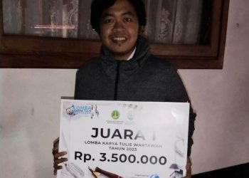 tugu jatim