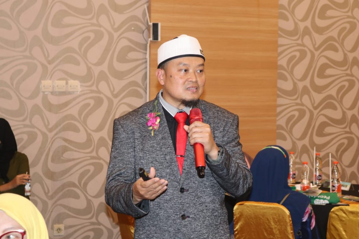 Raih Penghasilan Tambahan Dengan Menjadi Agen Pegadaian 1 Humas PT Pegadaian Kanwil XII Surabaya, Mahasri. Foto: dok Pegadaian